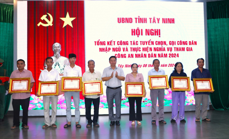 Tây Ninh hoàn thành 100% chỉ tiêu giao quân cả 3 cấp