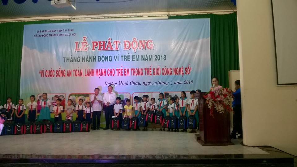 Dung-Thang hanh dong vi tre em 2018.jpg