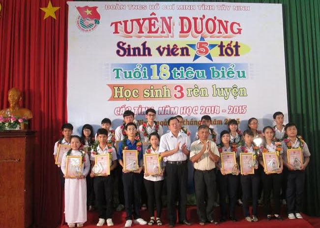 tuyen duong.jpg