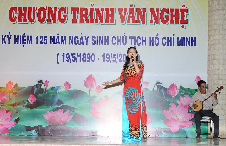 van nghe.jpg