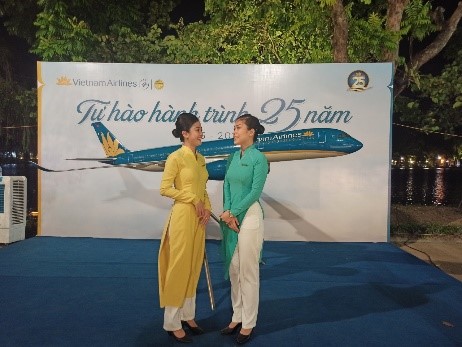 VietnamAirlinesFestathang6-8.jpg