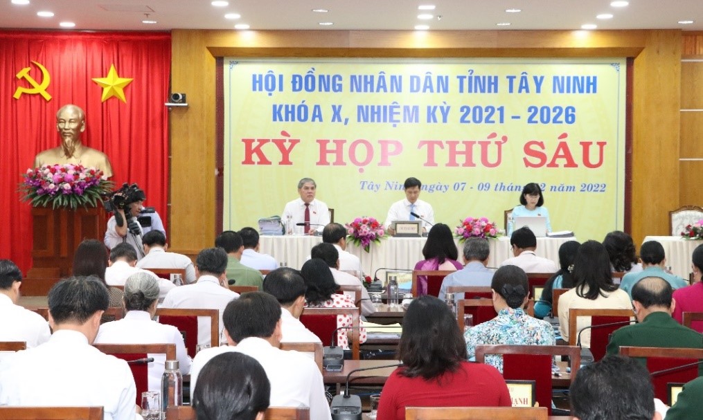 Phiên chất vấn Kỳ họp thứ 6, HĐND tỉnh khóa X, nhiệm kỳ 2021-2026: đại biểu đề nghị có giải pháp khắc phục việc chậm tiến độ các dự án giao thông trọng điểm