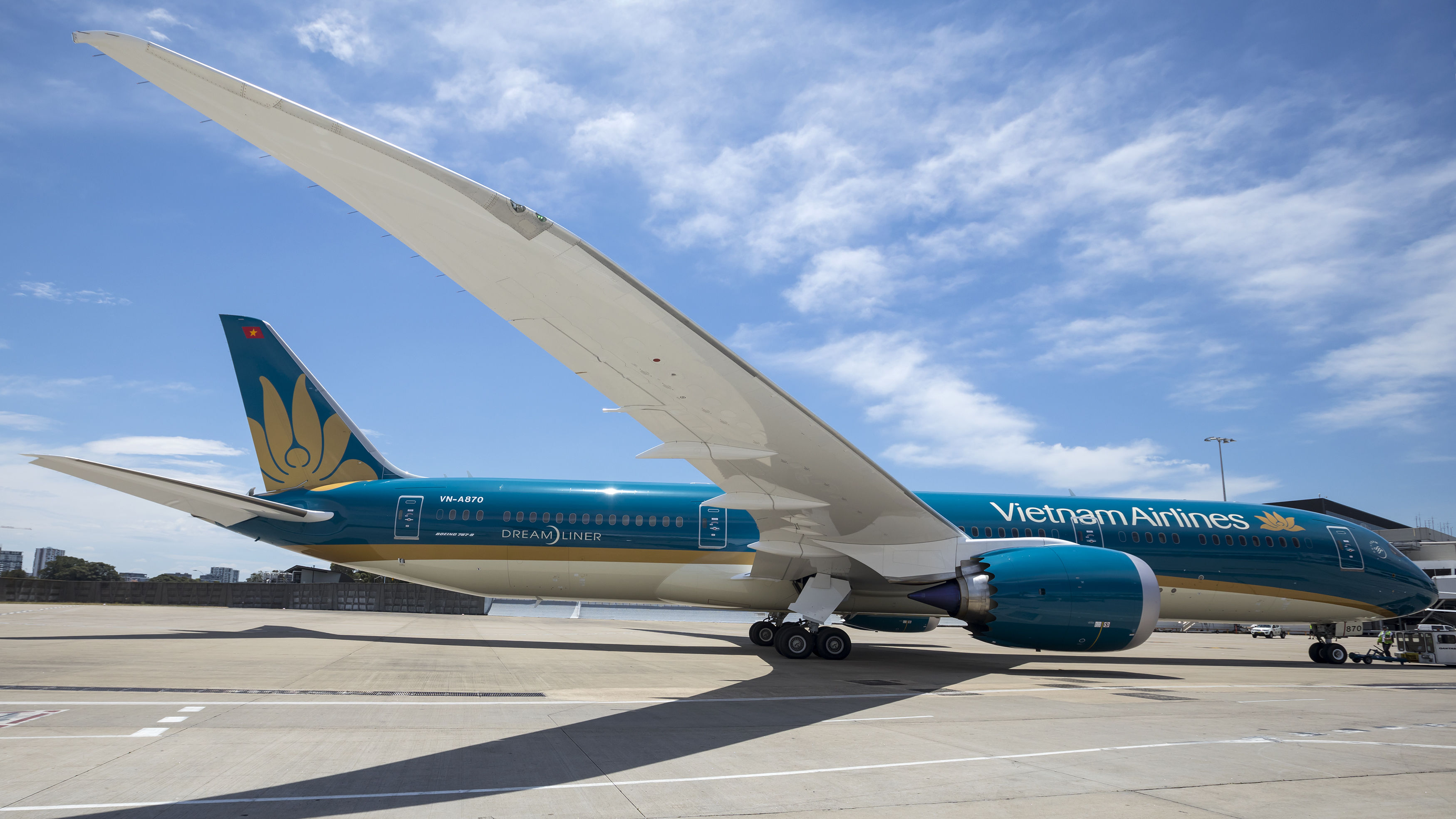 Vietnam Airlines phục vụ bánh mỳ Việt Nam trên đường bay nội địa