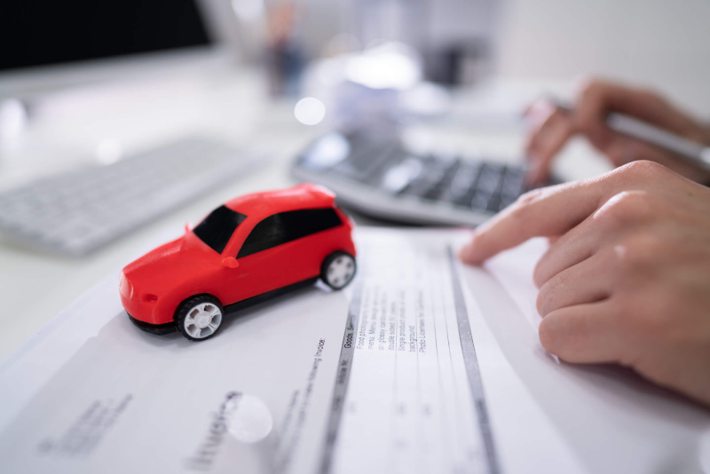Chính sách mới: Điều chỉnh, bổ sung bảng giá tính lệ phí trước bạ đối với ô tô, xe máy