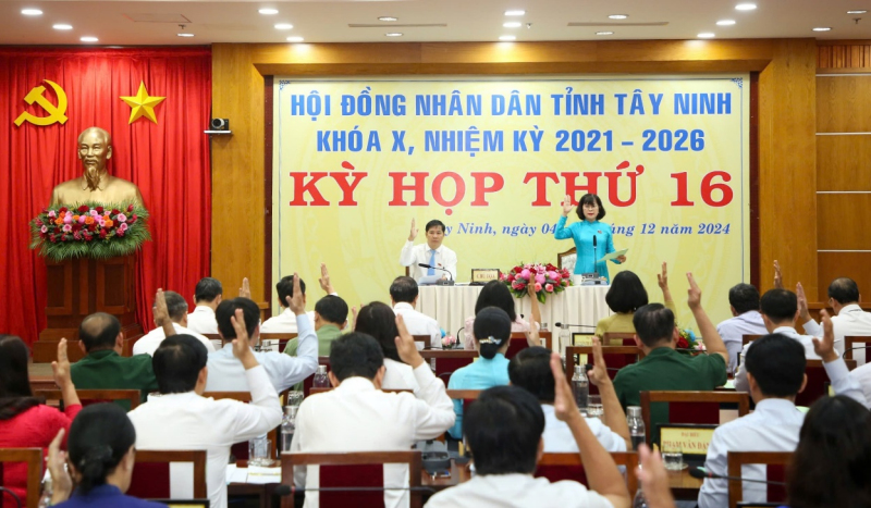 Hoàn thành chương trình Kỳ họp 16 HĐND tỉnh Khóa X, nhiệm kỳ 2021-2026