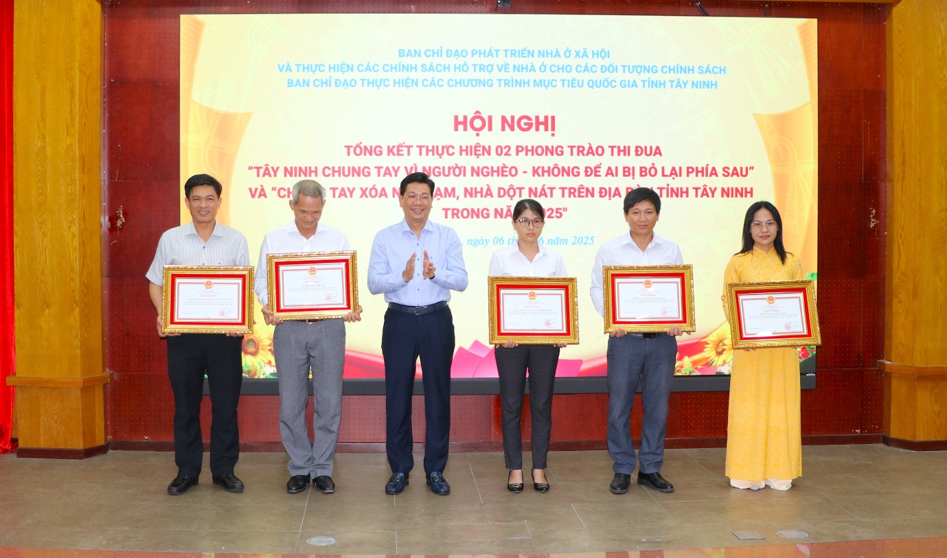 Tây Ninh hoàn thành sớm mục tiêu xóa nhà tạm, dột nát